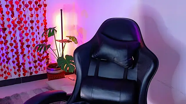 Chat +18 de Sarasavage ao vivo