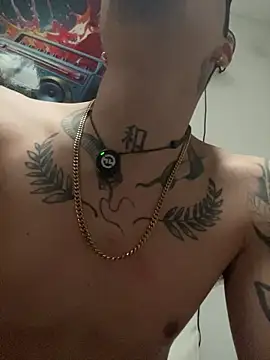 Chatroom XXX en direct de AlphaMasterXxx