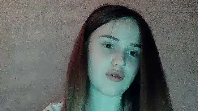 SweetLoraa: онлайн-секс-чат