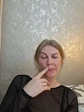 Онлайн чат XXX stellahere8