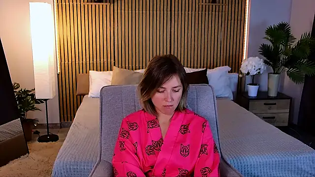 EmeraldGlow – Naživo XXX chat