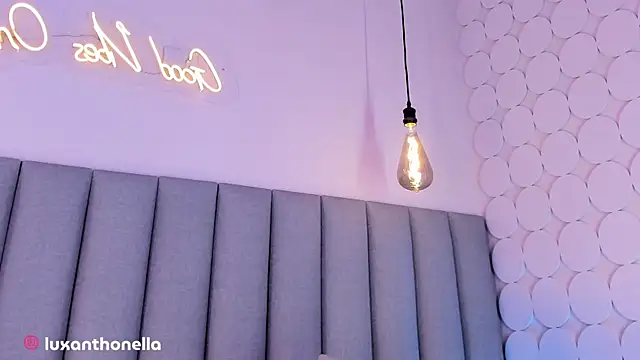دردشة anthonellalux الجنسية المباشرة