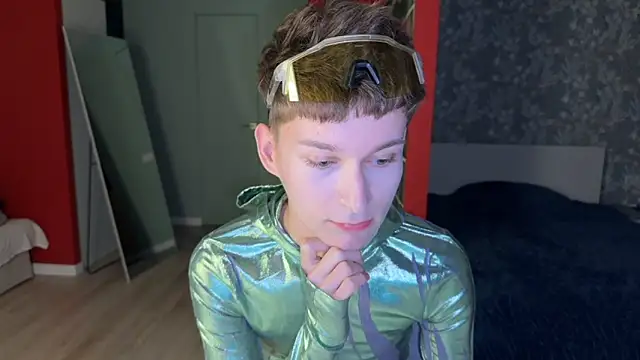 AlexFH live XXX chat
