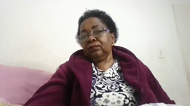 Chat XXX ao vivo de KinkyRicoSaisyours