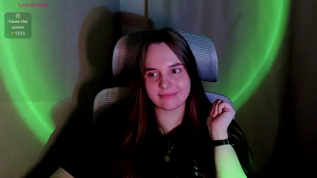 Noir_Ember_ – Naživo XXX chat