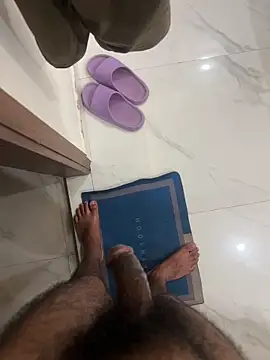Онлайн чат XXX ALWAYSHORNYDADDY