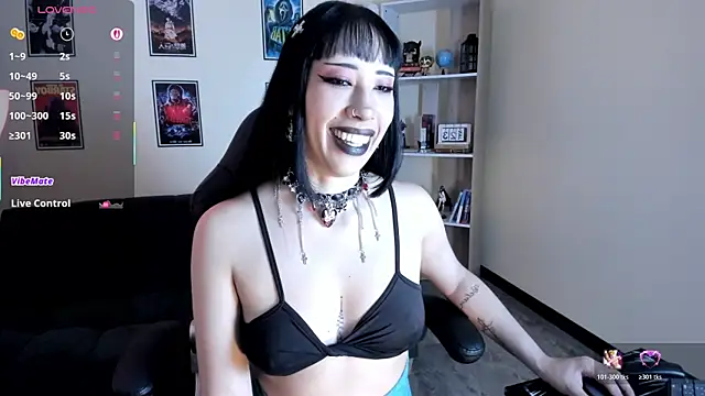 Ravenelle_'s Live XXX Chat