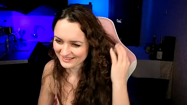 XXX chat uživo modela Cerann1