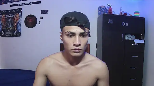 แชท XXX สดของ Fenix_hardcock