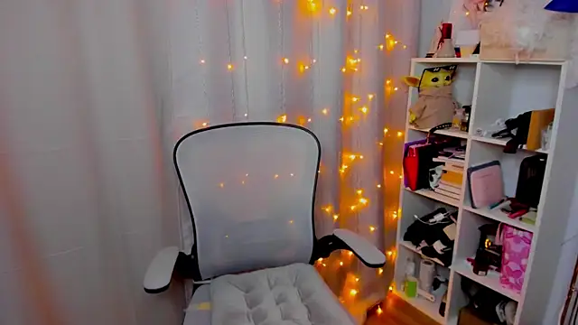 Chat +18 de FieryHeart ao vivo