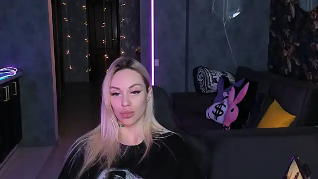 Blckmirrorr Live XXX-chat