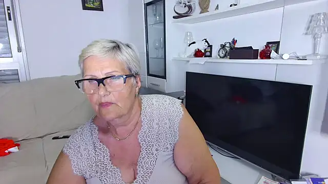 Selenna57's Live XXX Chat