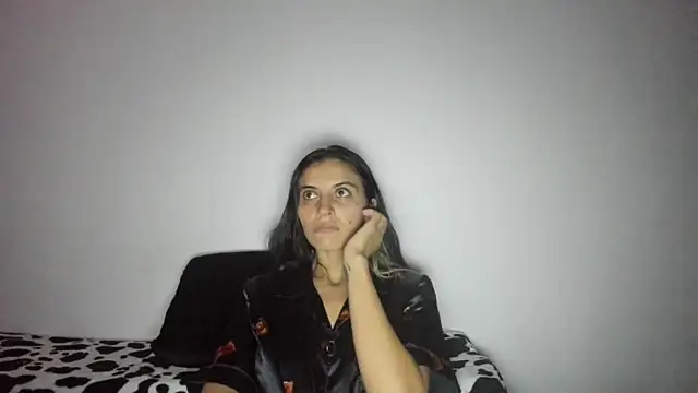 Chat +18 de mariecam420 ao vivo