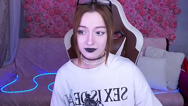Chat XXX Live LizzaMoonn