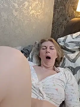 stellahere8 Live XXX Chat