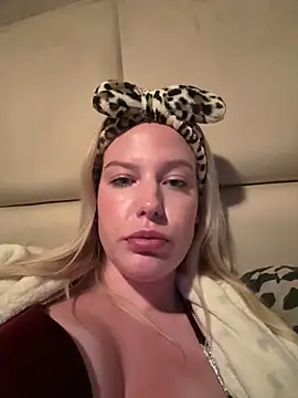 Chloemillerrxx 即時 XXX 聊天