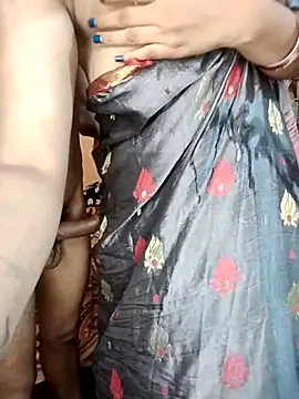 Chat +18 de hornycouple096 ao vivo