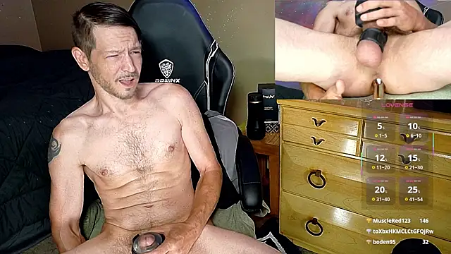 MasterForgedRayy élő XXX-chatje