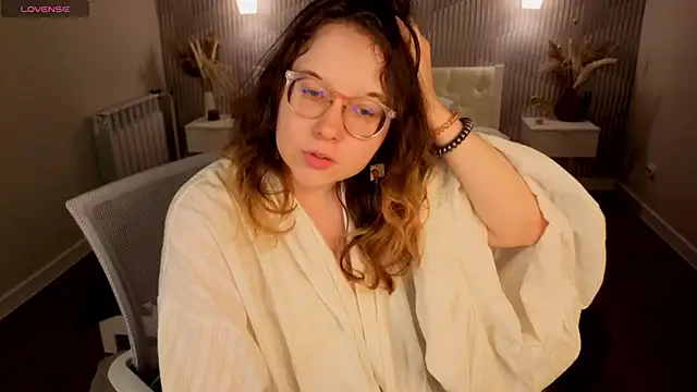 Aleks-caster's Live XXX Chat