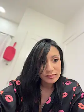 Chatroom XXX en direct de FerrariFrench