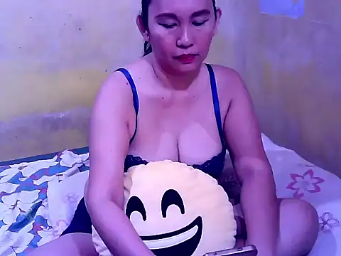 SweetMoonlight Chat XXX live
