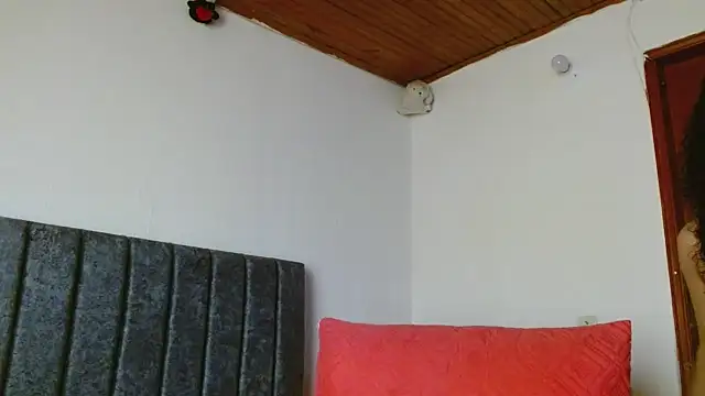 Evolettee______ Chat XXX live