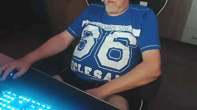 Teddybaer372 Live XXX-chat