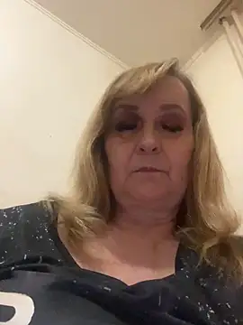 Irina2909@xh live XXX chat