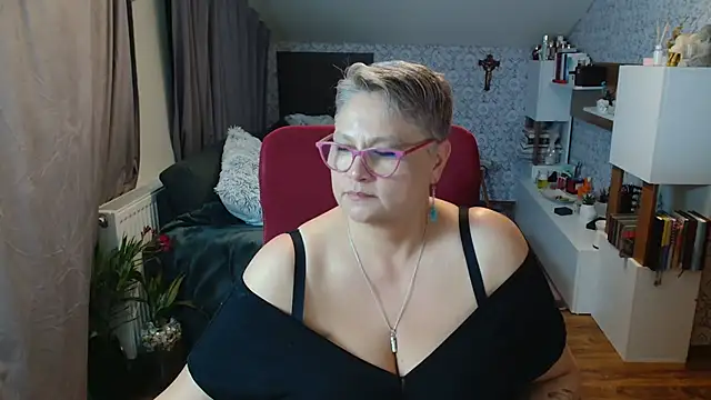 bigtits4you 现场XXX聊天