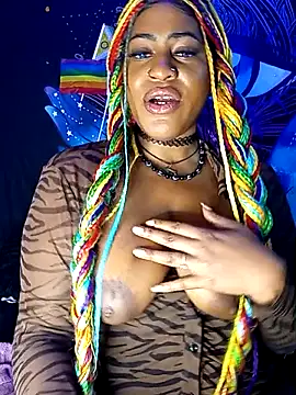 AmazonianMistress 现场XXX聊天