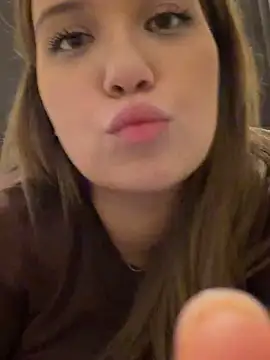 Chat +18 de KilianaNoir ao vivo