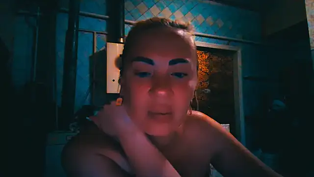 Онлайн чат XXX EmmaCat_