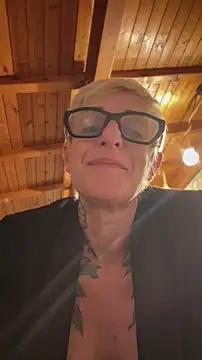 bornsinfull – Naživo XXX chat