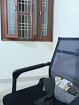 Chat +18 de Shiva7478 ao vivo