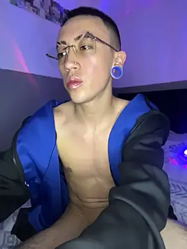 Yoshua_Smith_ Live XXX-Chat