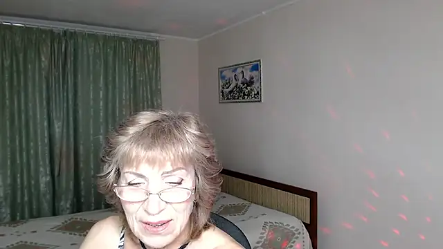 YaniSuns' Live XXX Chat