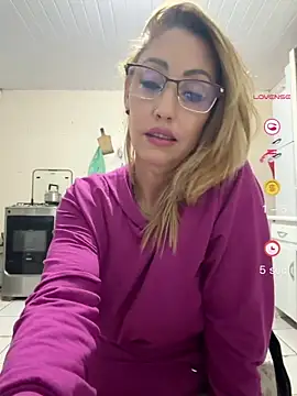 Chat +18 de RAIRAsexy ao vivo