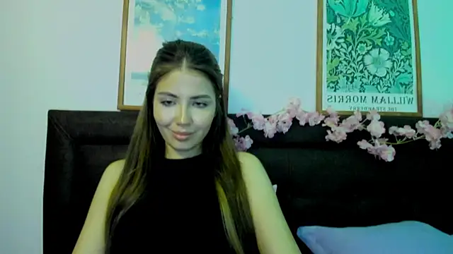 Aurora_Glow21 live XXX chat