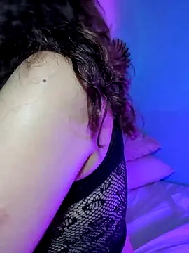 Lina_lolo Adlı Modelin Canlı XXX Sohbeti