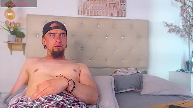 Rommen_N_Zoe Adlı Modelin Canlı XXX Sohbeti