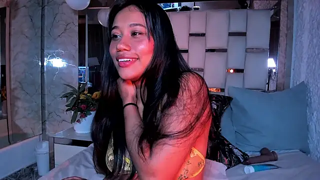 thalia_nichols Adlı Modelin Canlı XXX Sohbeti