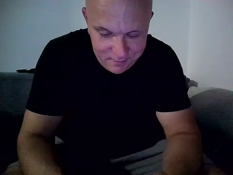 Czat XXX na żywo – DaDDyLoVeSu83