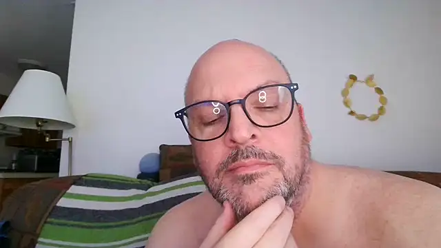 Ursulet_US' Live XXX Chat