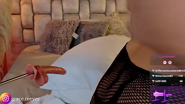 Silvermistt's Live XXX Chat