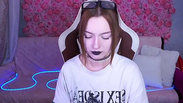 LizzaMoonn's Live XXX Chat