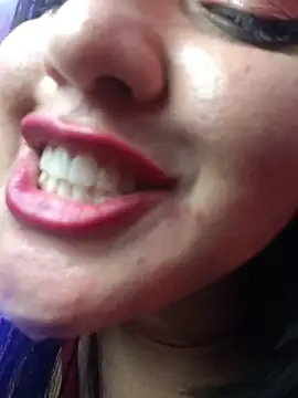 naharasoller Adlı Modelin Canlı XXX Sohbeti