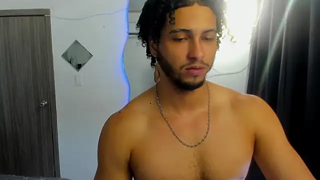Chatroom XXX en direct de Kris_Khalifa69