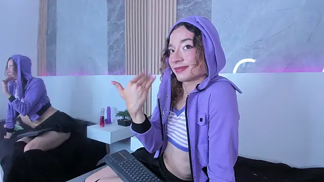 Seraphine_Nyx – Naživo XXX chat