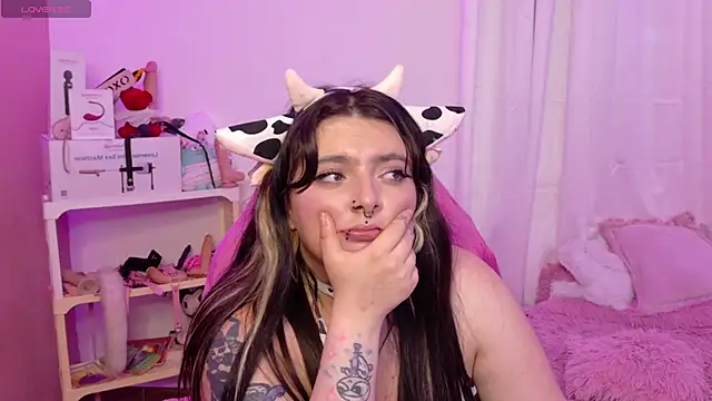 دردشة Sachi_Meow الجنسية المباشرة