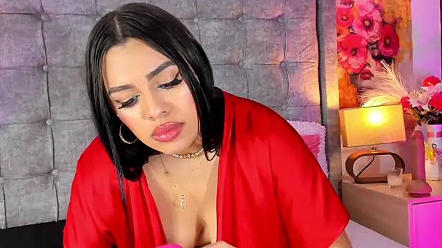 Linda_Fosterr Adlı Modelin Canlı XXX Sohbeti